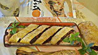 Рецепт Штруделя со свеклой, сыром и шпинатом