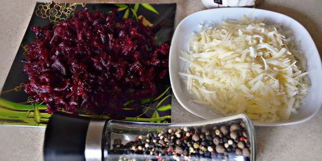 Рецепт штруделя со свеклой, сыром и шпинатом