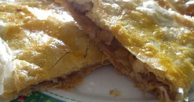 Рецепт Штруделя яблочного из слоеного теста