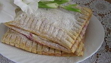 Рецепт Вишневого штруделя с крыжовником