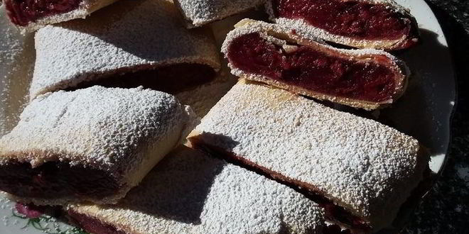 Рецепт вишневого штруделя