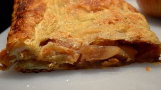 Рецепт Яблочного штруделя с корицей