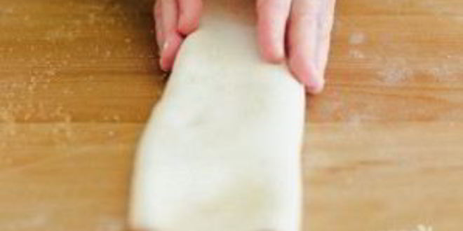 Рецепт слоек из слоеного теста с сахаром