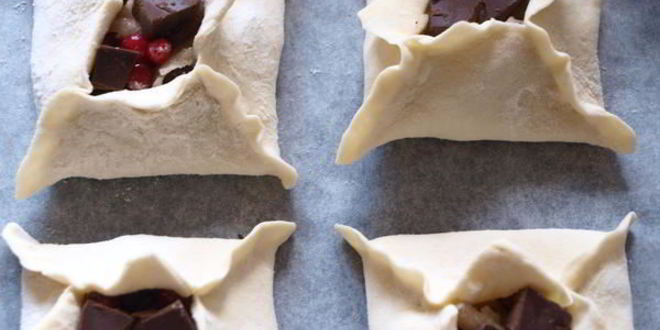 Рецепт слоек с грушей и шоколадом