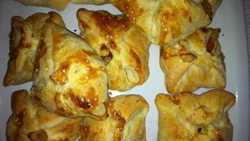 Рецепт Слоек с курицей и помидорами