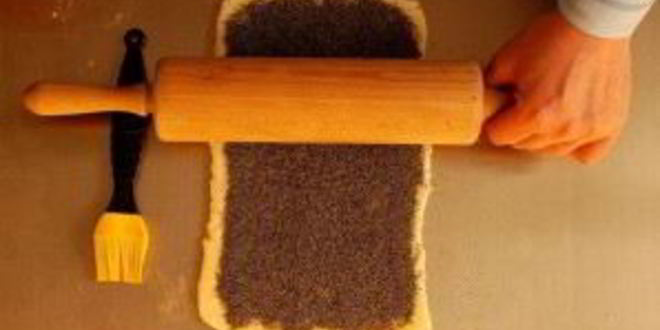 Рецепт слоек с сыром и маком