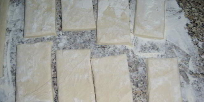 Рецепт слоек с сыром и яйцом