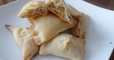 Рецепт Слоек с творогом, курагой и орехами