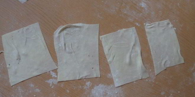 Рецепт слоек с творогом, курагой и орехами