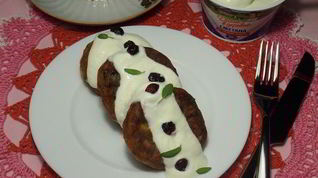 Рецепт Сырников с бананом и клюквой