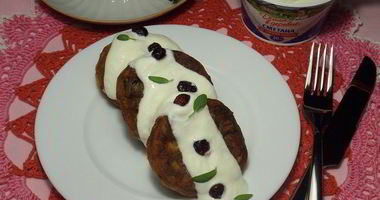 Рецепт Сырников с бананом и клюквой