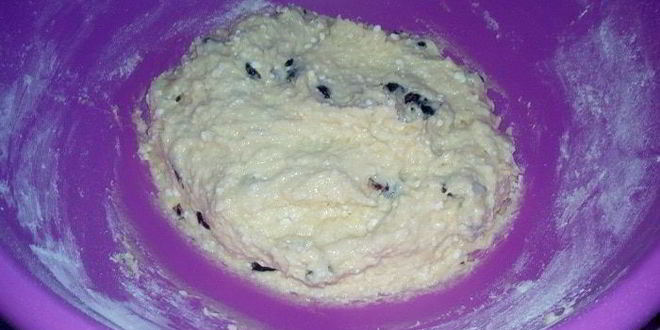 Рецепт сырников с бананом и клюквой