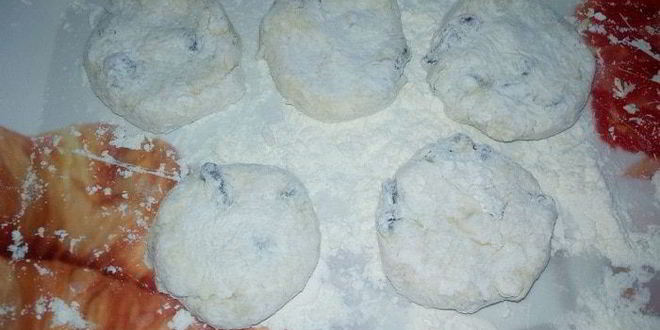 Рецепт сырников с бананом и клюквой