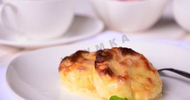 Рецепт Сырников с кокосовой стружкой и сгущенным молоком