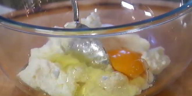 Рецепт сырников с рисом и изюмом