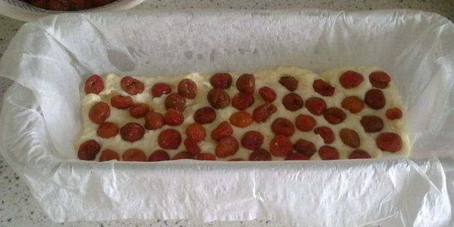 Рецепт творожника с вишней