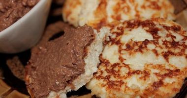 Рецепт Ванильно-апельсиновых сырники с ореховой пастой