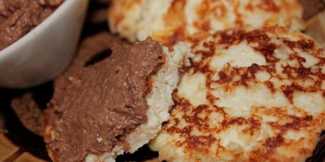 Рецепт Ванильно-апельсиновых сырники с ореховой пастой