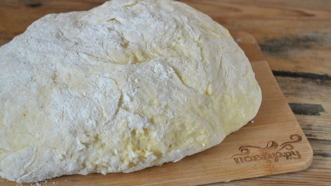 Рецепт бездрожжевого теста с сыром