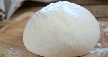 Рецепт Простого бездрожжевого теста для пиццы