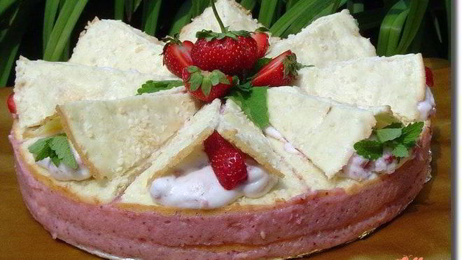 Рецепт клубнично-кокосового торт