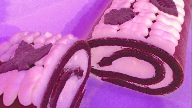 Рецепт шоколадного бисквитного рулета