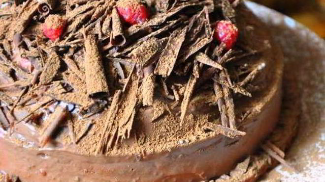 Рецепт шоколадного торта с шоколадной стружкой