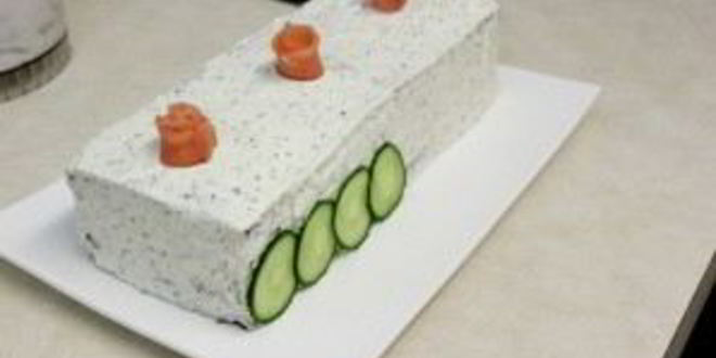 Рецепт торта с копченым лососем