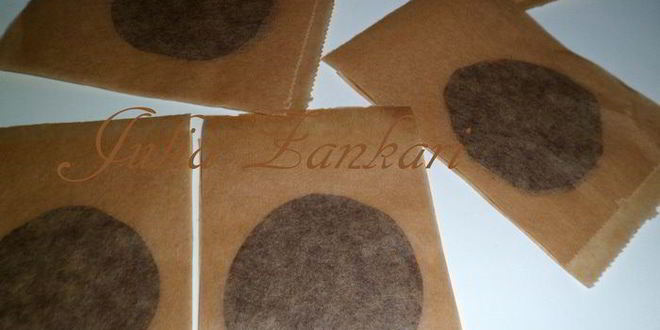 Рецепт торта с лепестками шоколадных роз и малиновым кремом