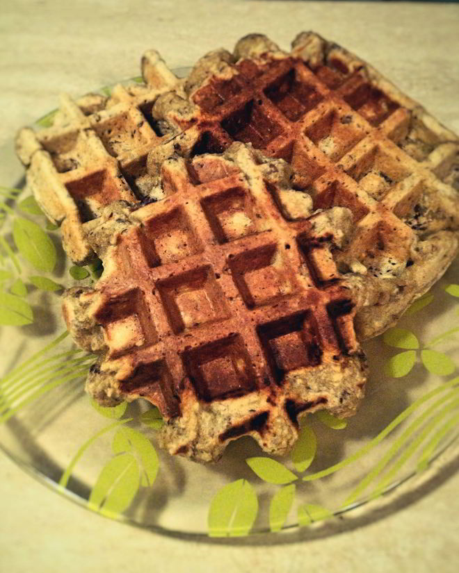 Рецепт мягких овсяных вафель с орехами