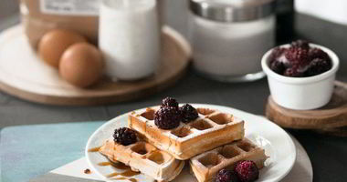 Рецепт Мягких венских вафель с ягодами