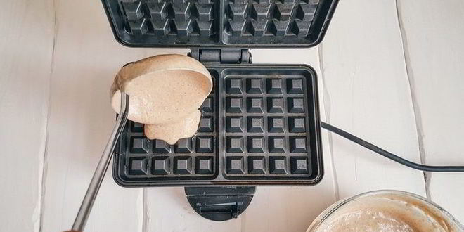 Рецепт вафель с корицей и яблочным пюре