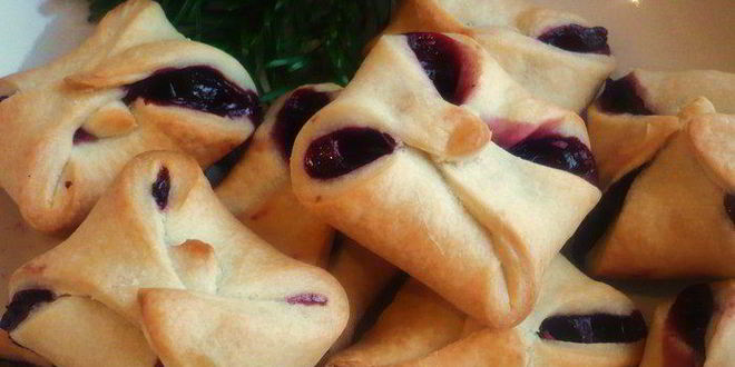 Рецепт Ягодных конвертиков из особого слоеного теста