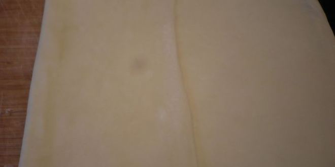 Рецепт ягодных конвертиков из особого слоеного теста