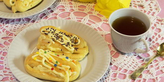 Рецепт домашних эклеров со сгущенкой