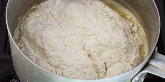 Рецепт домашних эклеров со сгущенкой