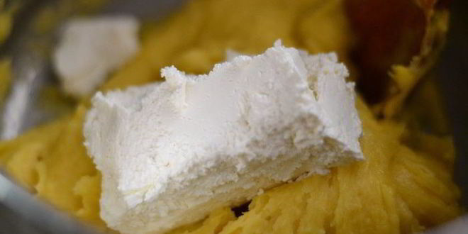 Рецепт закусочных профитролей со сливочно-лососевым крем-муссом