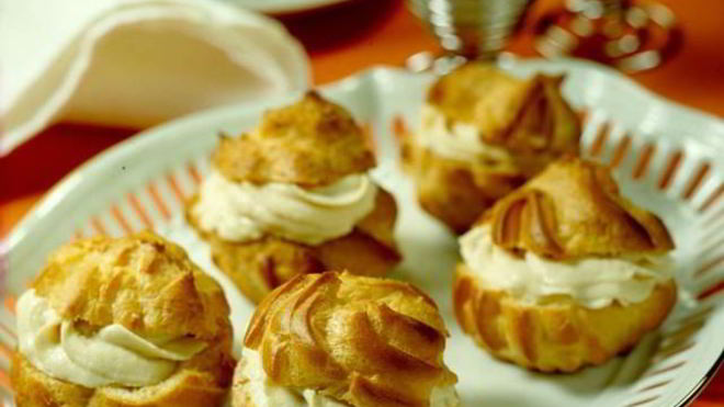 Рецепт закусочных эклеров с куриным паштетом