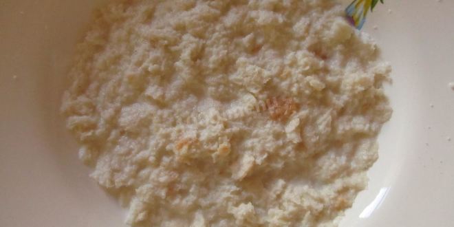 Рецепт яблочной запеканки с изюмом на пару