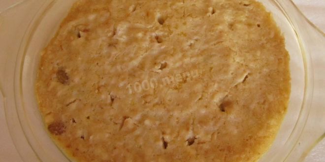 Рецепт яблочной запеканки с изюмом на пару