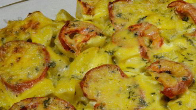 Рецепт запеканки из молодого картофеля и томатов