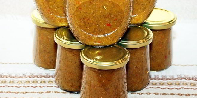 Рецепт Аджики из алычи на зиму