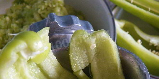 Рецепт аджики из кабачков с томатной пастой на зиму