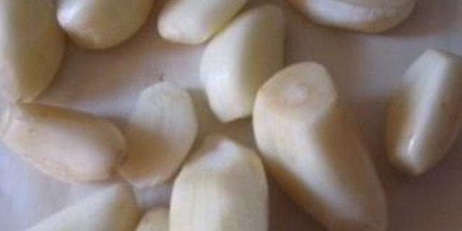 Рецепт аджики из перца и чеснока на зиму