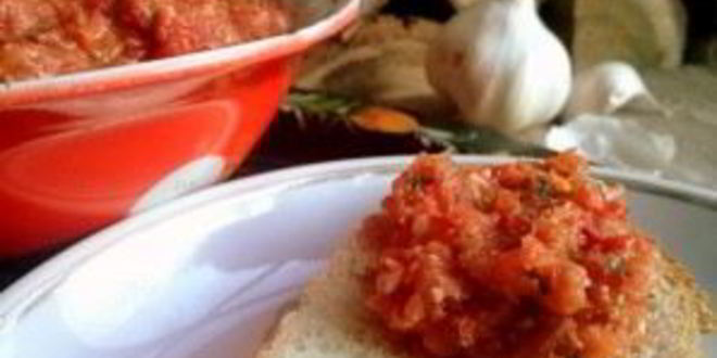 Рецепт аджики из помидоров и чеснока на зиму