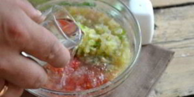 Рецепт аджики с хреном сырая