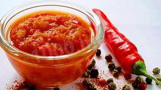 Рецепт Ароматной аджики с яблоками