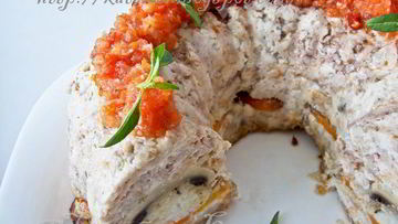 Рецепт Мясной короны с соусом-аджикой
