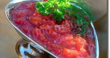 Рецепт Жгучей аджики из хрена и помидор с чесноком на зиму