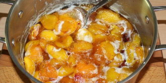 Рецепт абрикосового джема с корицей и бадьяном